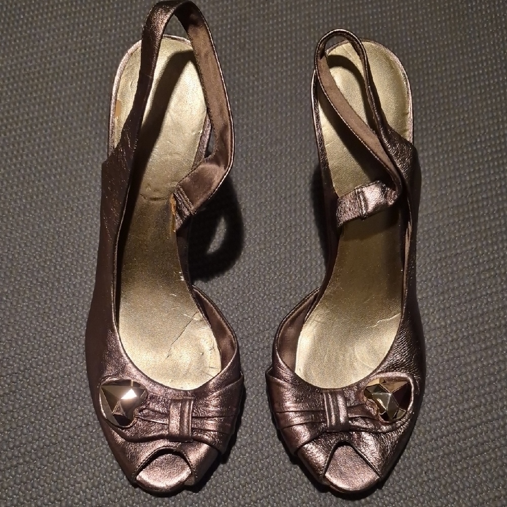Nine West Metallic Bronze Heart Peep-Toe Heels